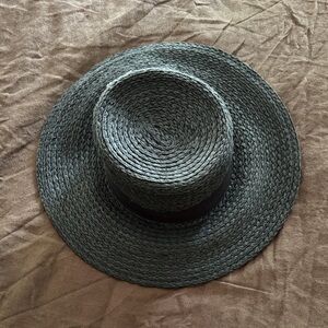 Women’s Black Straw Hat